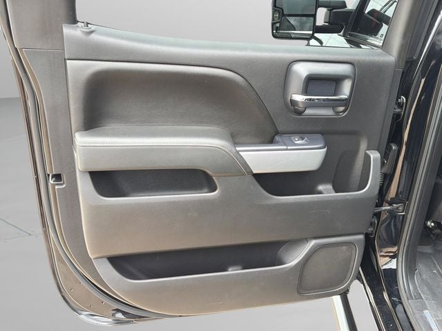 2015 Chevrolet Silverado 3500HD LTZ Plus | Z71 | 6.6L Duramax