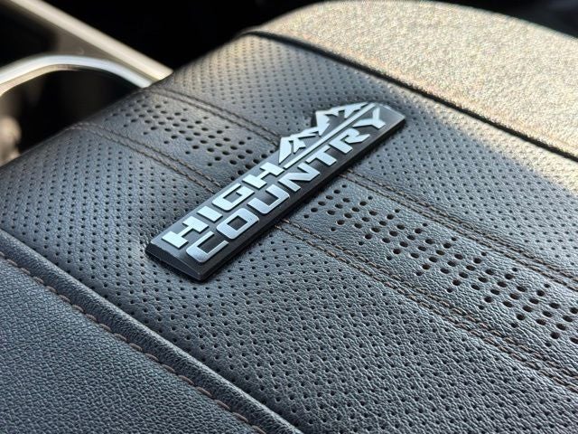 2024 Chevrolet Silverado 3500HD High Country