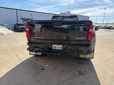 2022 Chevrolet Silverado 3500HD High Country