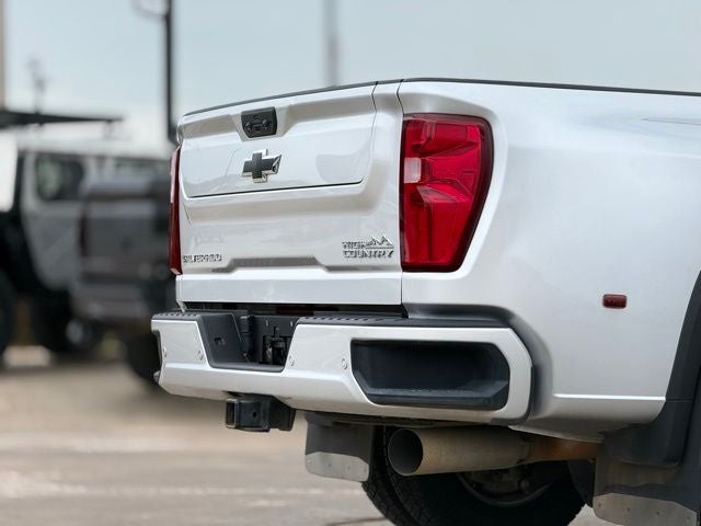 2022 Chevrolet Silverado 3500HD High Country