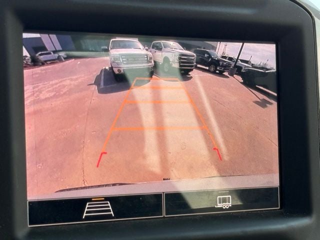 2024 Chevrolet Silverado 1500 Custom 4WD | Blackout Pkg