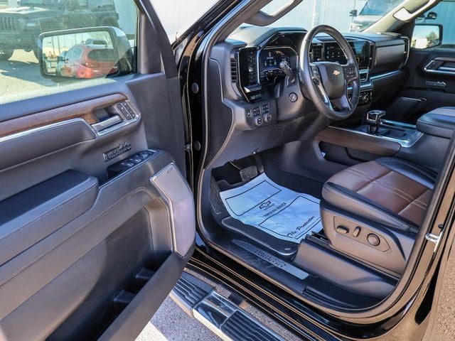 2023 Chevrolet Silverado 1500 High Country