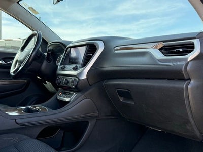 2020 GMC Acadia SLE 7 Passenger