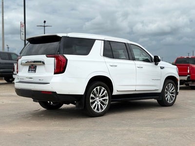 2022 GMC Yukon SLT
