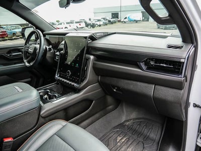 2025 GMC Yukon AT4
