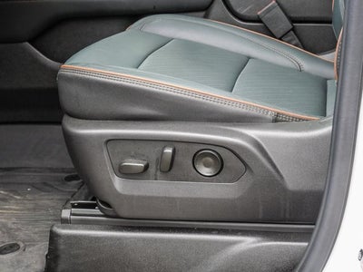 2025 GMC Yukon AT4
