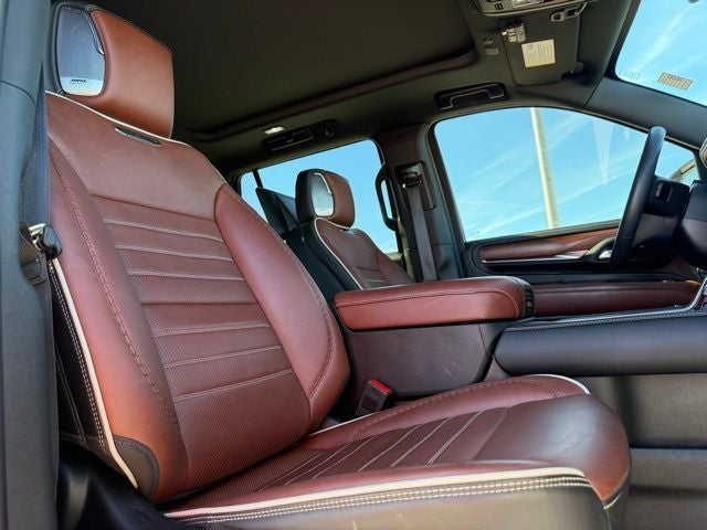 2024 GMC Yukon Denali Ultimate Premium Technology Pkg