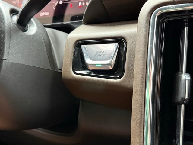 2025 GMC Yukon Denali Ultimate NIGHT VISION