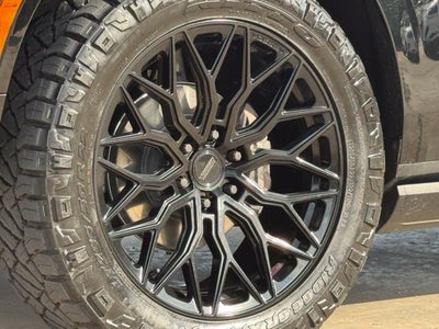 2025 GMC Yukon AT4 Ultimate 6.2L V8 | VOSSEN WHEELS