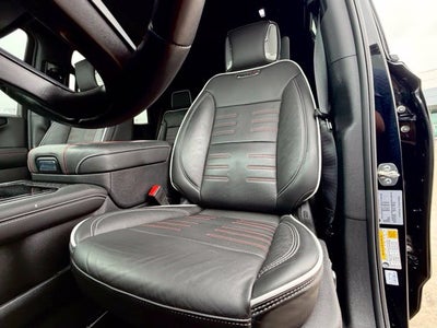 2025 GMC Yukon AT4 Ultimate 6.2L V8