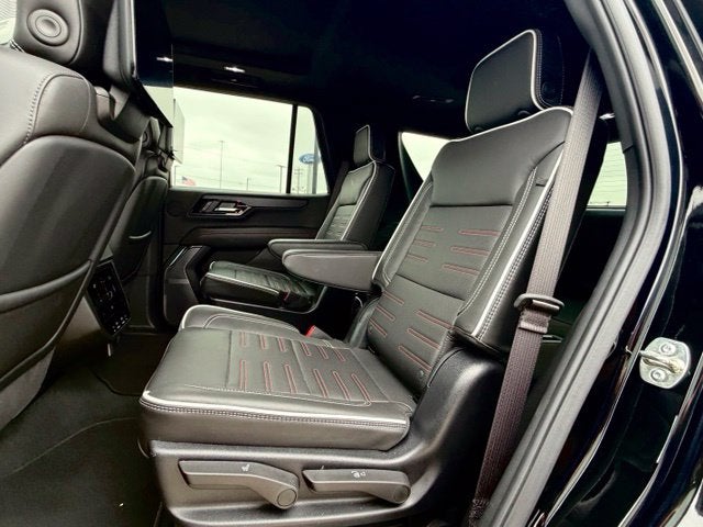 2025 GMC Yukon AT4 Ultimate 6.2L V8
