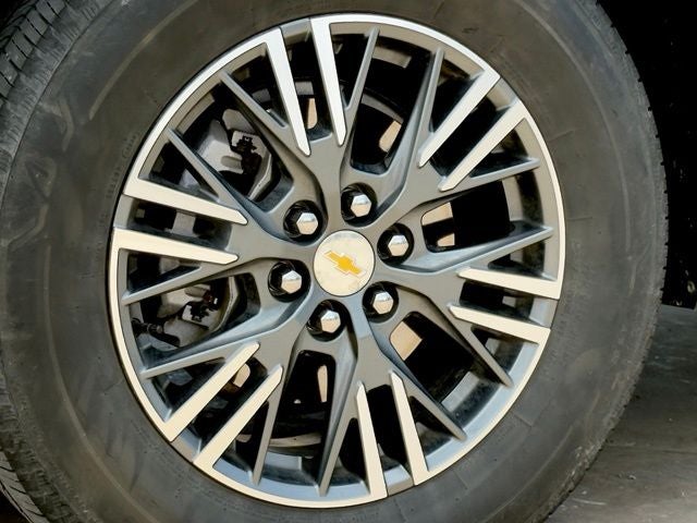 2024 Chevrolet Traverse LS