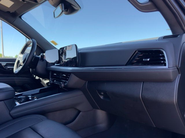 2026 Chevrolet Tahoe Z71 2nd Row Bench