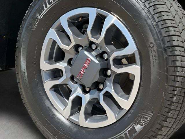 2022 GMC Sierra 2500HD Pro