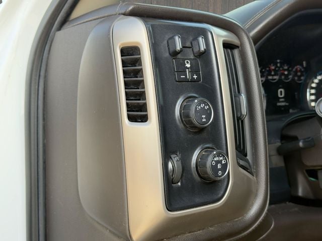 2017 GMC Sierra 3500HD Denali