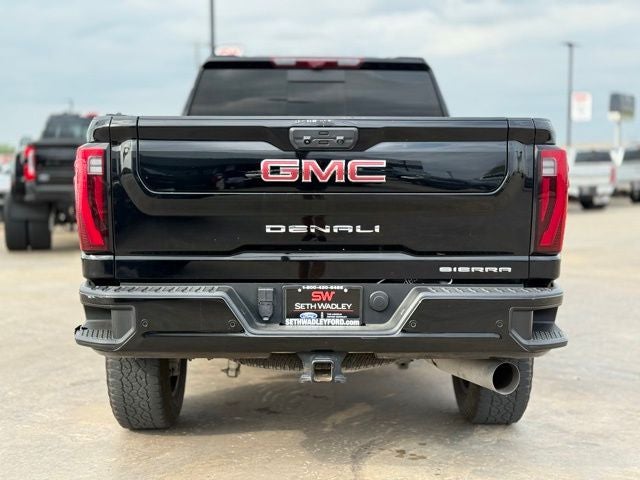 2024 GMC Sierra 2500HD Denali