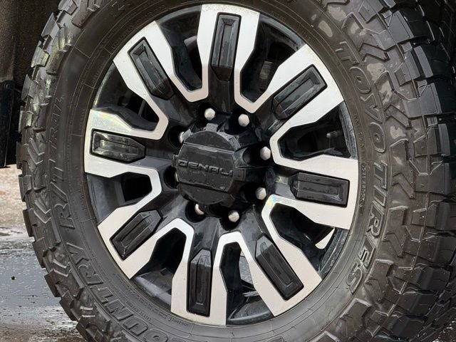 2025 GMC Sierra 3500HD Denali Ultimate