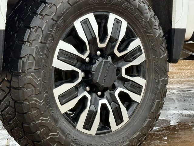 2025 GMC Sierra 3500HD Denali Ultimate