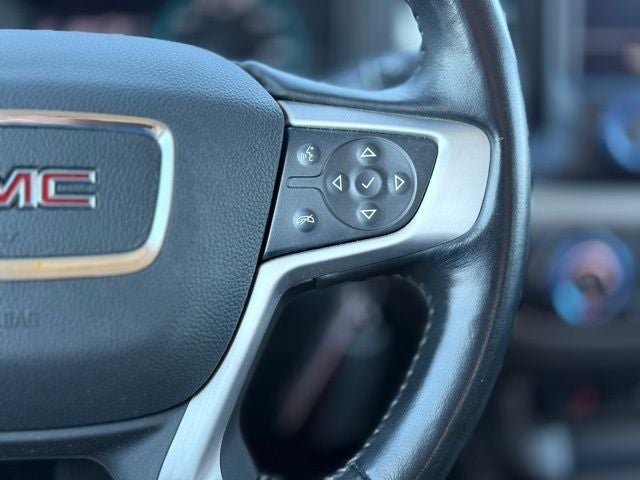 2022 GMC Canyon Elevation Black wheels