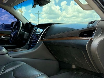 2019 Cadillac Escalade Luxury