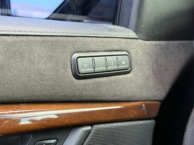 2019 Cadillac Escalade Luxury