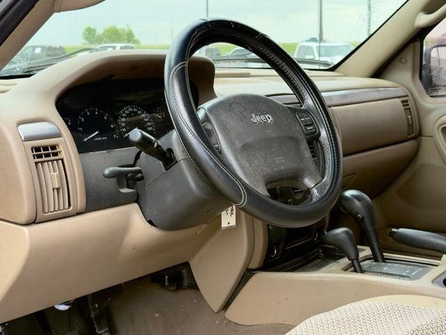 2004 Jeep Grand Cherokee Laredo 4WD