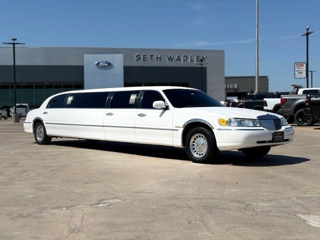 2002 Lincoln Town Car Executive Krystal Limo Conversion