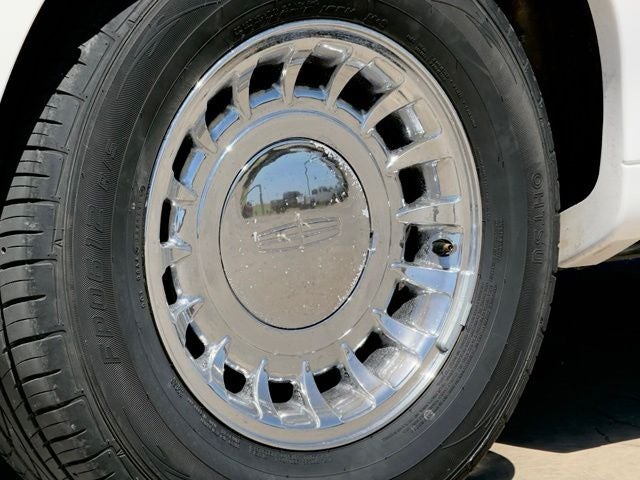 2002 Lincoln Town Car Executive Krystal Limo Conversion