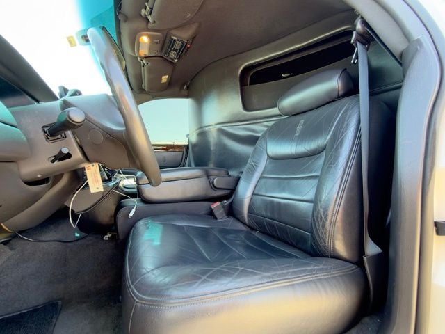 2002 Lincoln Town Car Executive Krystal Limo Conversion