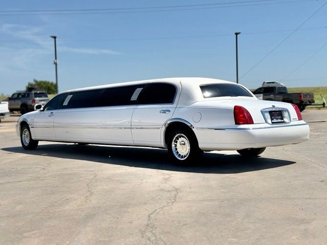 2002 Lincoln Town Car Executive Krystal Limo Conversion