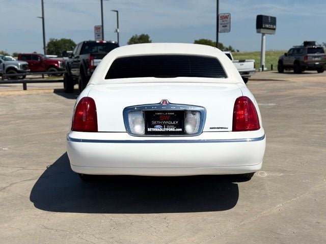 2002 Lincoln Town Car Executive Krystal Limo Conversion