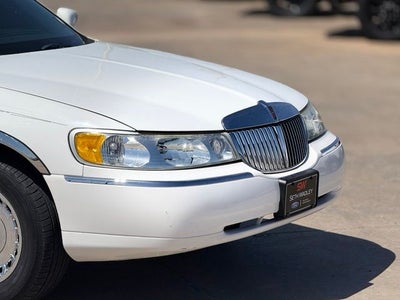 2002 Lincoln Town Car Executive Krystal Limo Conversion