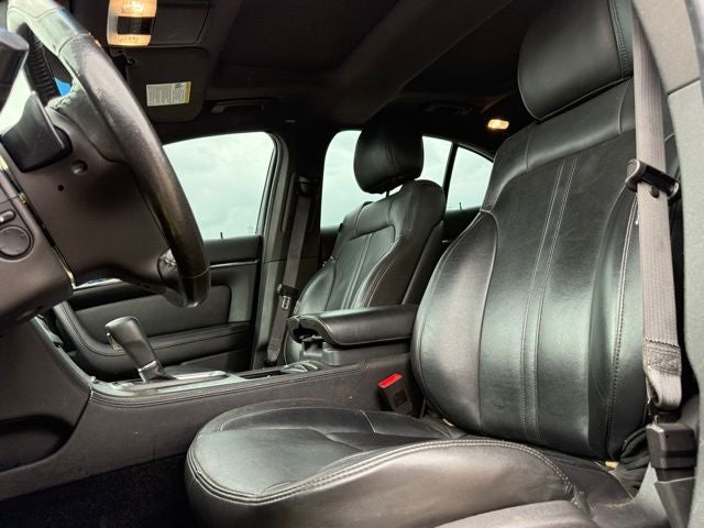 2013 Lincoln MKS Base