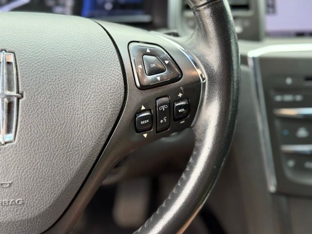 2013 Lincoln MKS Base