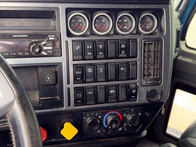 2020 Mack An 64 T Anthem MAC M8 18 SPEED