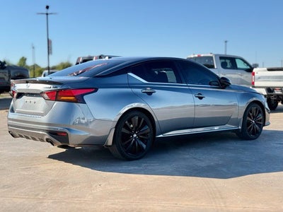 2022 Nissan Altima 2.5 SR