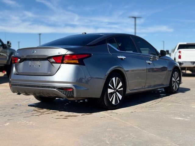 2021 Nissan Altima 2.5 SV