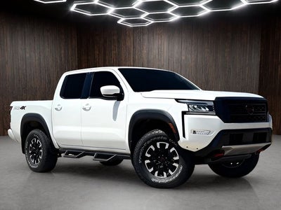 2022 Nissan Frontier PRO-4X V6 | Technology Pkg