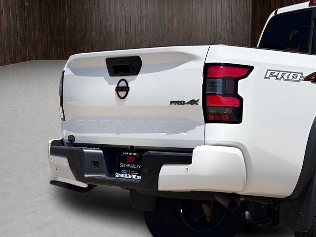 2022 Nissan Frontier PRO-4X V6 | Technology Pkg