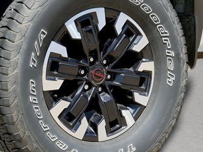 2022 Nissan Frontier PRO-4X V6 | Technology Pkg