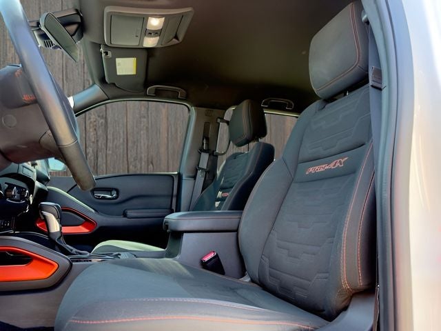 2022 Nissan Frontier PRO-4X V6 | Technology Pkg