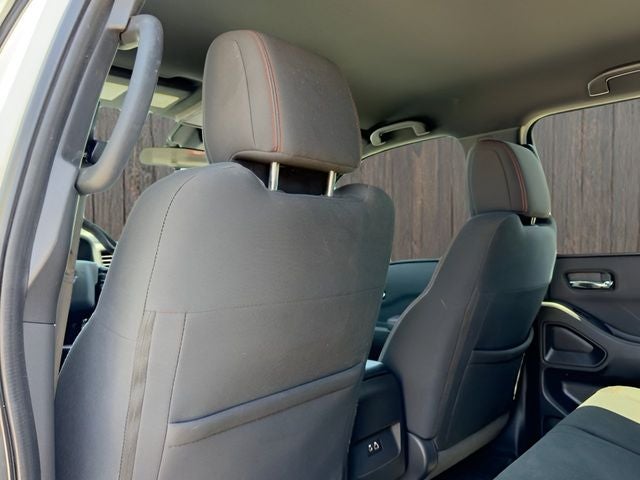 2022 Nissan Frontier PRO-4X V6 | Technology Pkg
