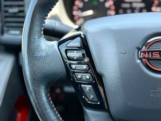 2022 Nissan Frontier PRO-4X V6 | Technology Pkg