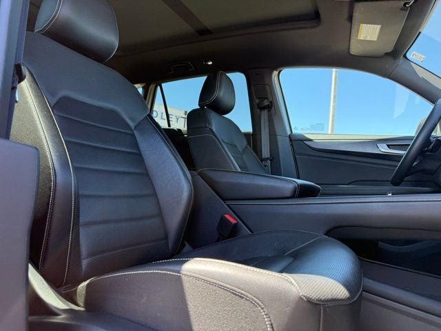 2024 Volkswagen Atlas Cross Sport 2.0T SEL