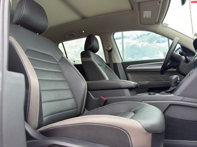 2023 Volkswagen Atlas 3.6L V6 SEL Premium R-Line