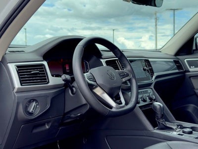 2023 Volkswagen Atlas 3.6L V6 SEL Premium R-Line