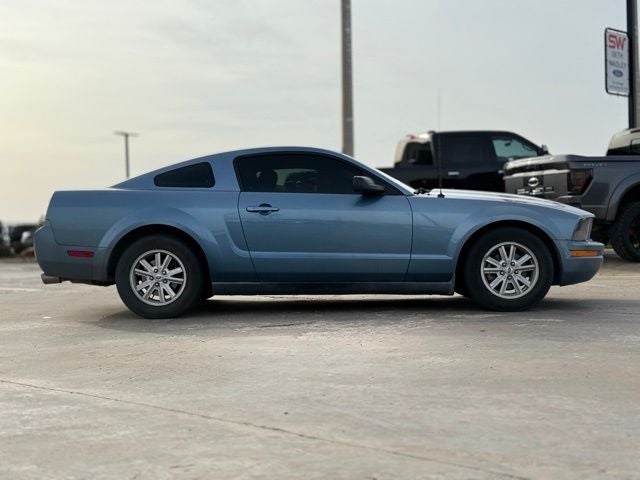2005 Ford Mustang V6 Premium