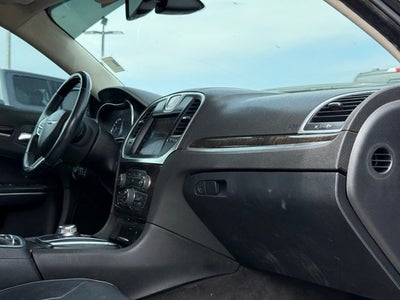 2018 Chrysler 300 Limited