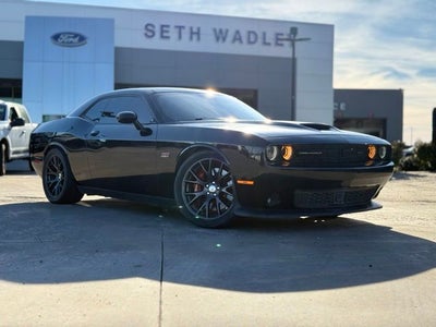 2016 Dodge Challenger SRT 392 Technology Pkg