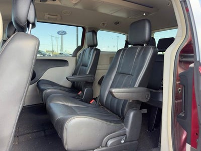2014 Chrysler Town & Country Touring